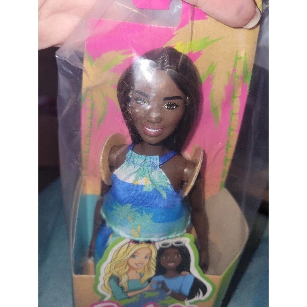 Barbie the ocean